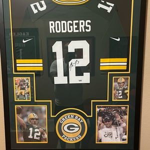 Aaron Rodgers Autographed Signed framed Matte Green Bay Packer Jersey Fanatics